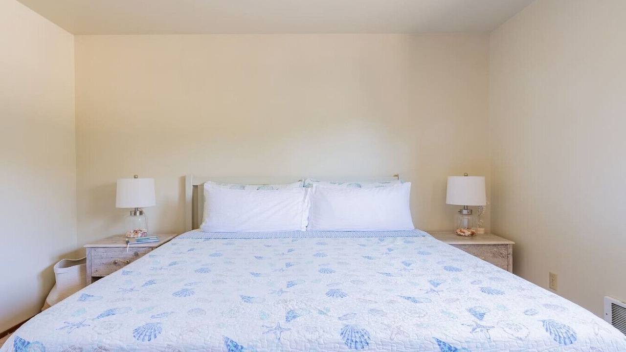 Photo of Others in Gatewood