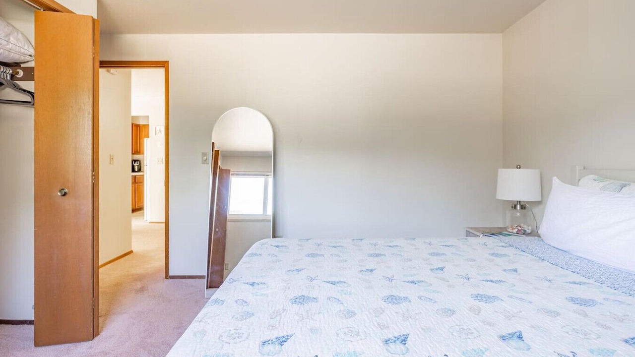 Photo of Others in Gatewood