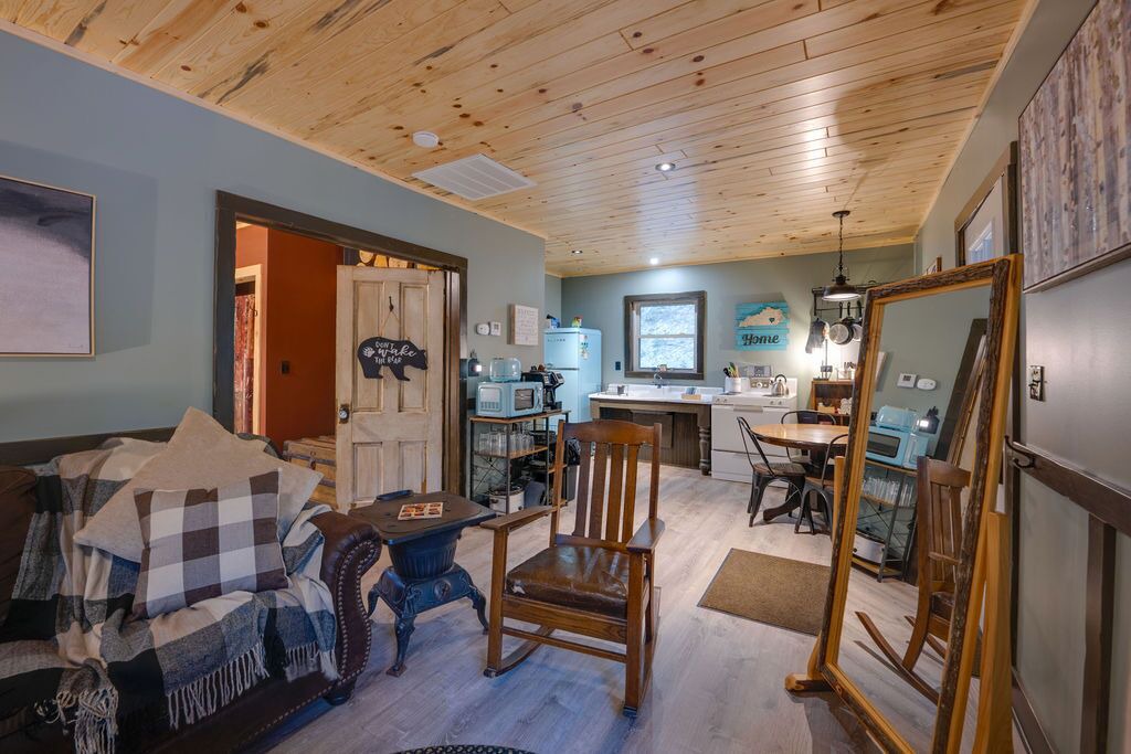 Photo of Others in Irvine