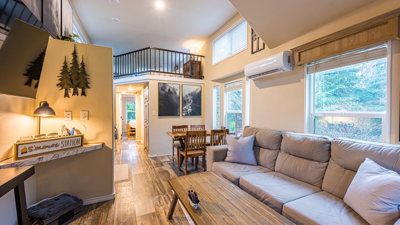 Photo of Livingroom in Forks
