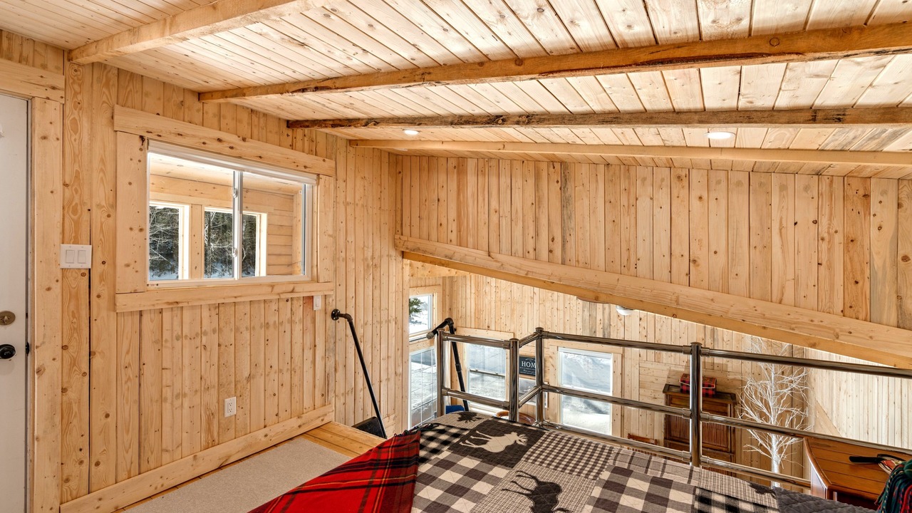 Photo of Bedroom in Gloucester County