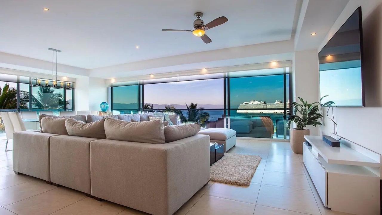 Photo of Livingroom in North Hotel Zone