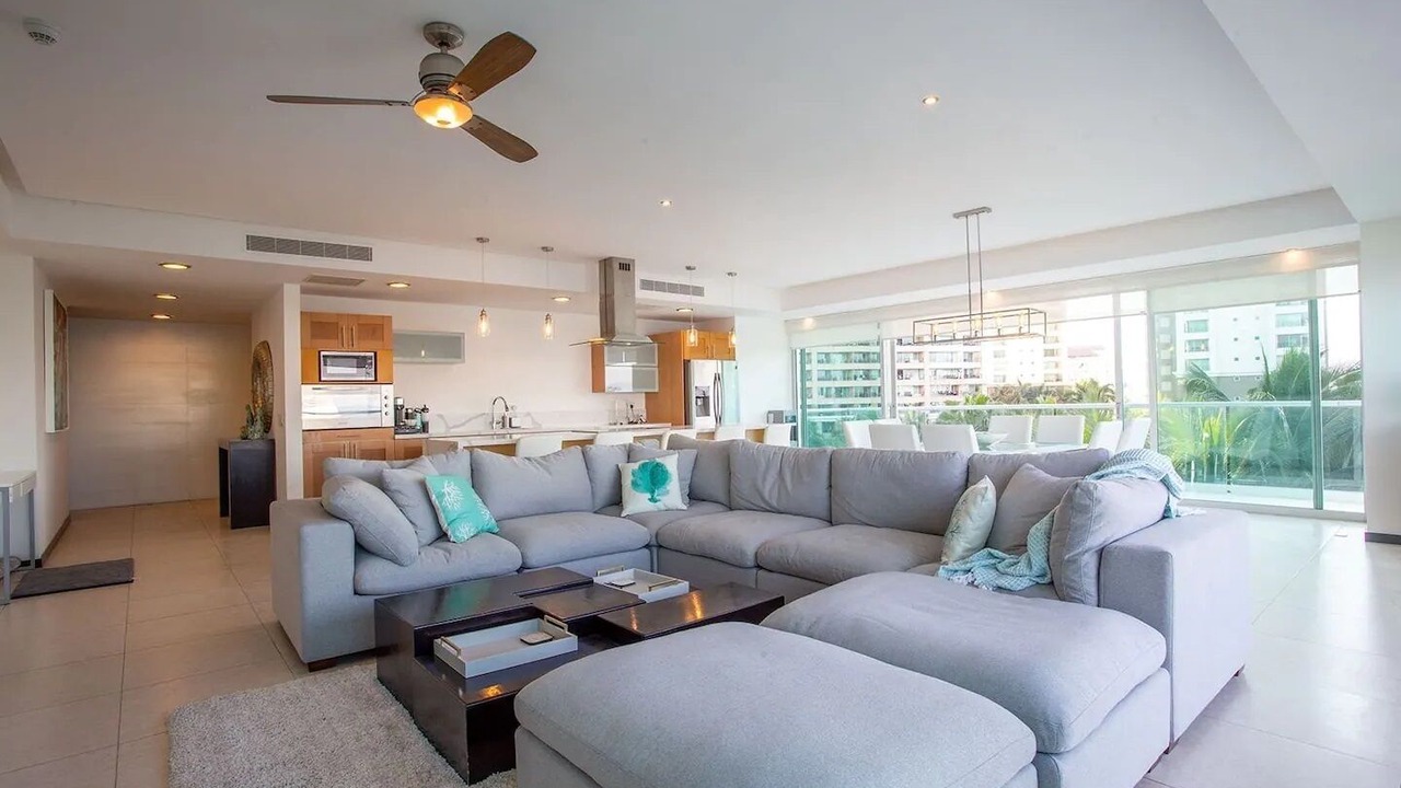 Photo of Livingroom in North Hotel Zone