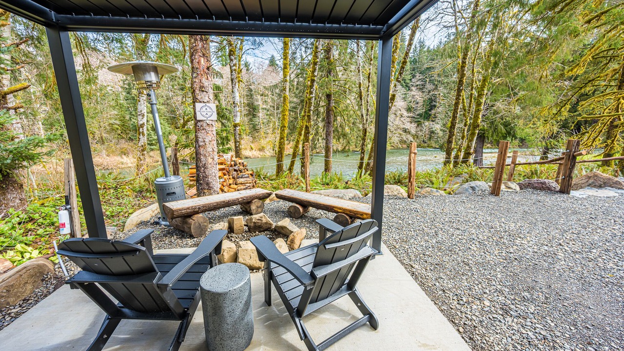 Photo of Patio Balcony in Beaver