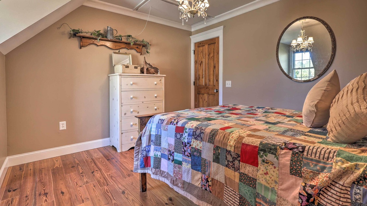 Photo of Bedroom in Falkville