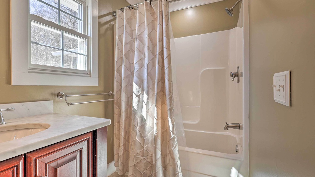 Photo of Bathroom in Falkville