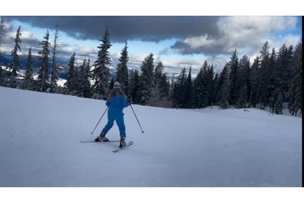 Photo of Others in Colbert