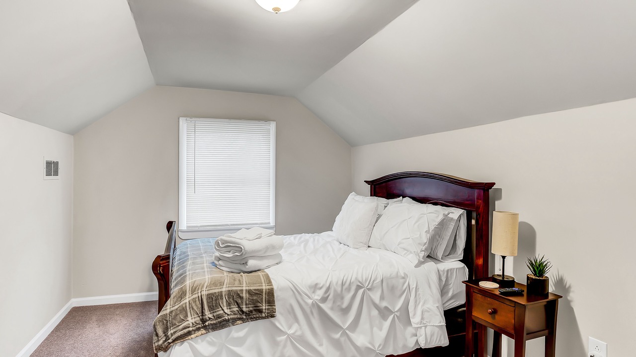 Photo of Bedroom in Middletown