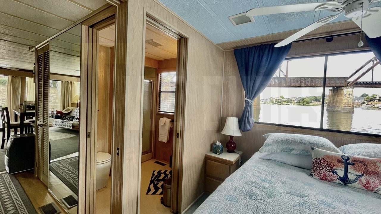 Photo of Bedroom in Downtown