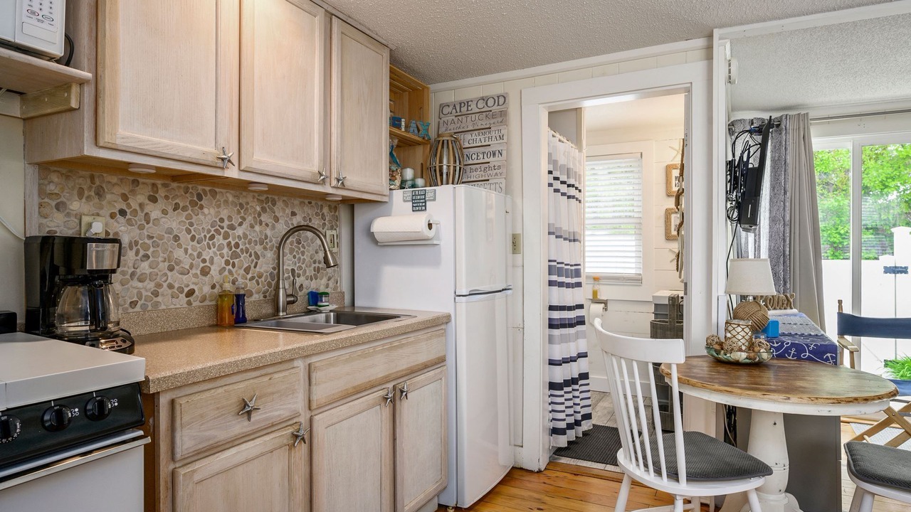 Photo of Others in Dennis Port