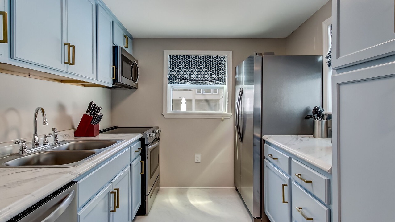 Photo of Kitchen in Savannah Beach