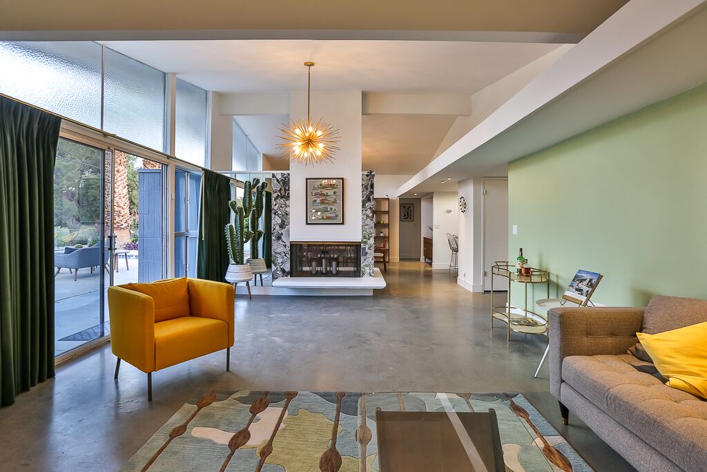 Photo of Livingroom in Winchester