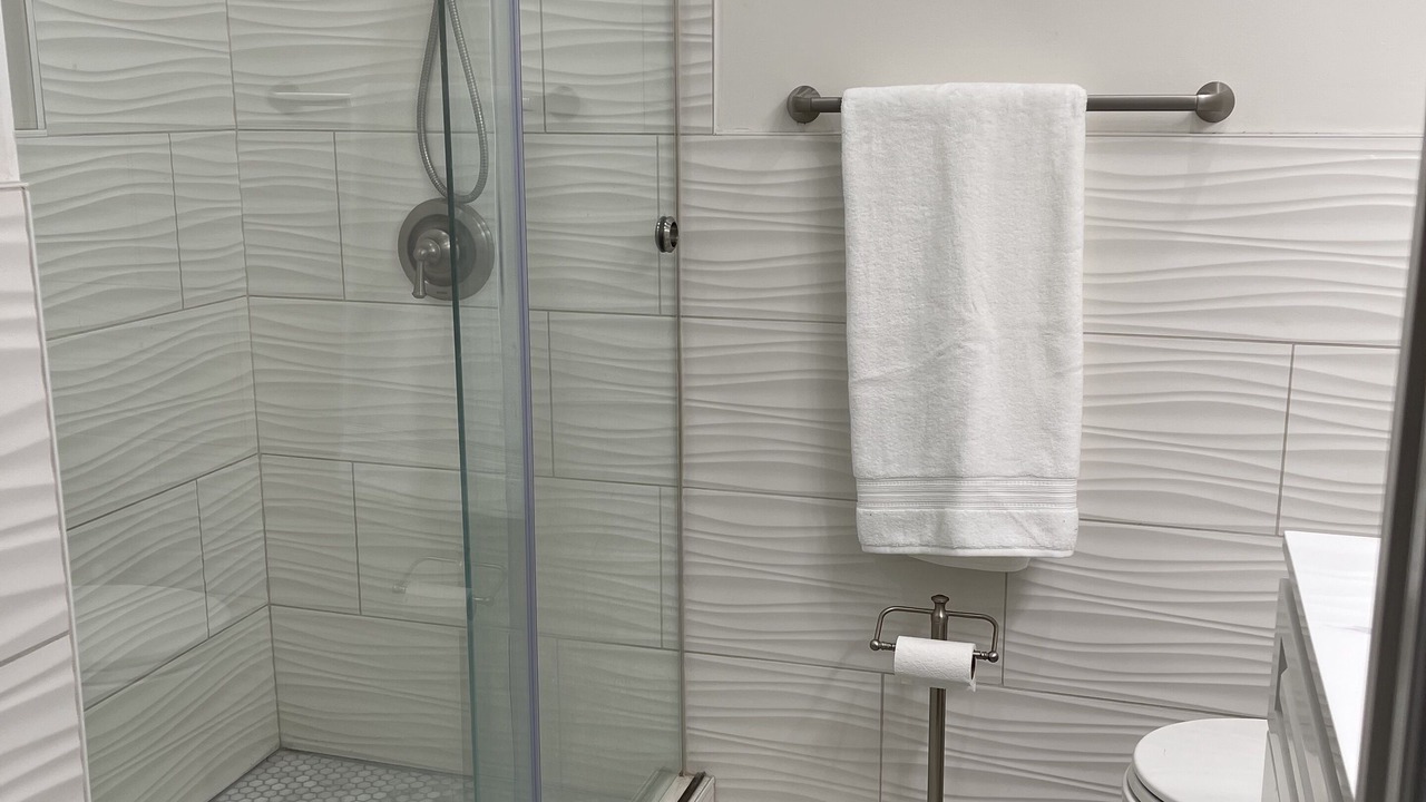 Photo of Bathroom in Northwest Anaheim