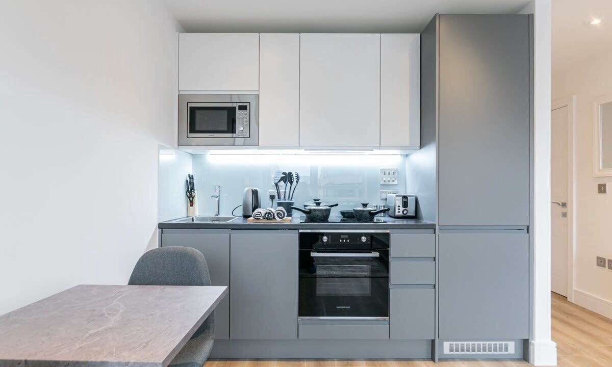 Photo of Kitchen in East Grinstead