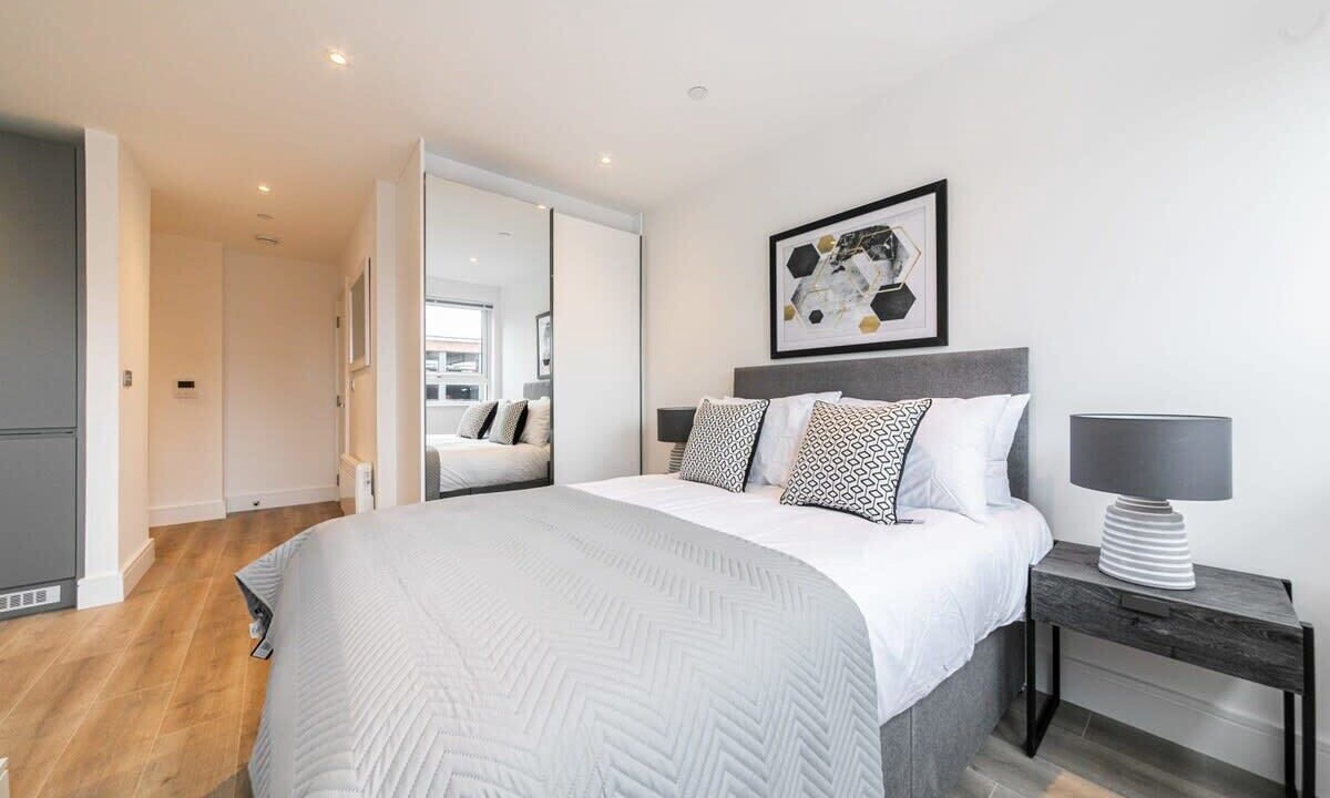 Photo of Bedroom in East Grinstead