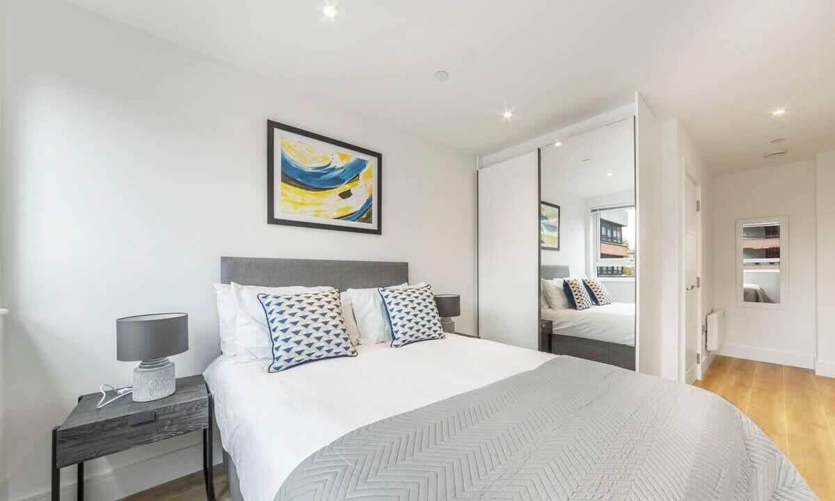 Photo of Bedroom in East Grinstead