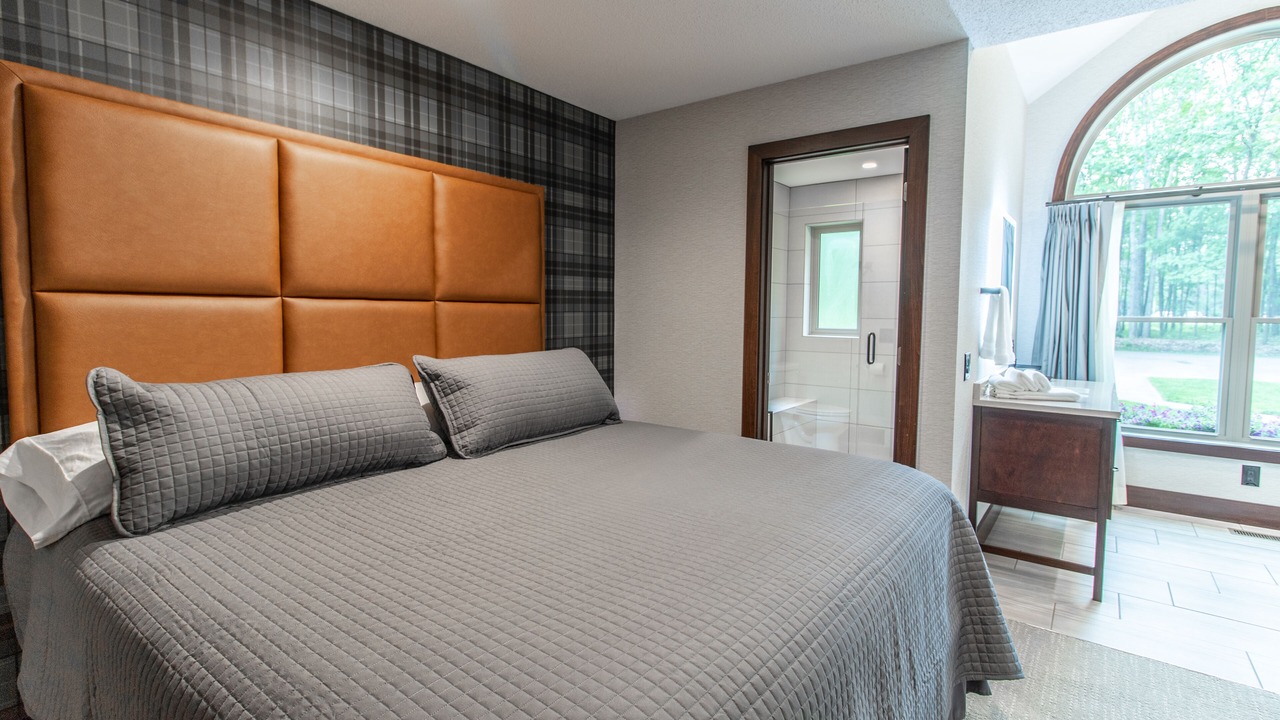 Photo of Bedroom in Canadian Lakes