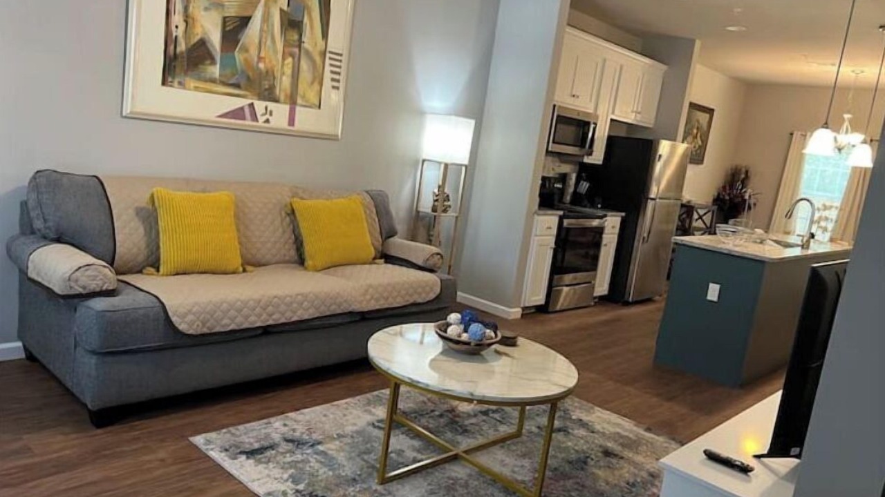 Photo of Livingroom in Valdosta