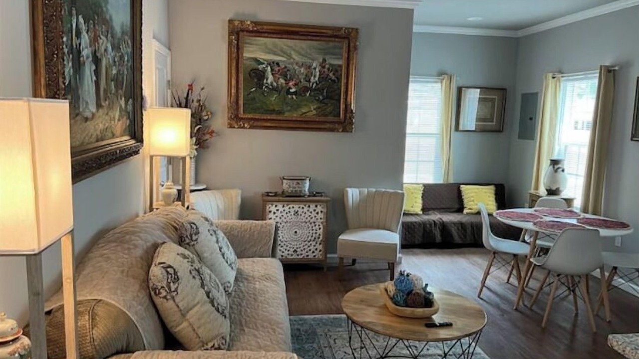 Photo of Livingroom in Valdosta