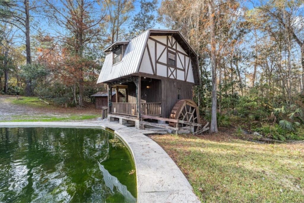 Photo of Outdoor in Edgar