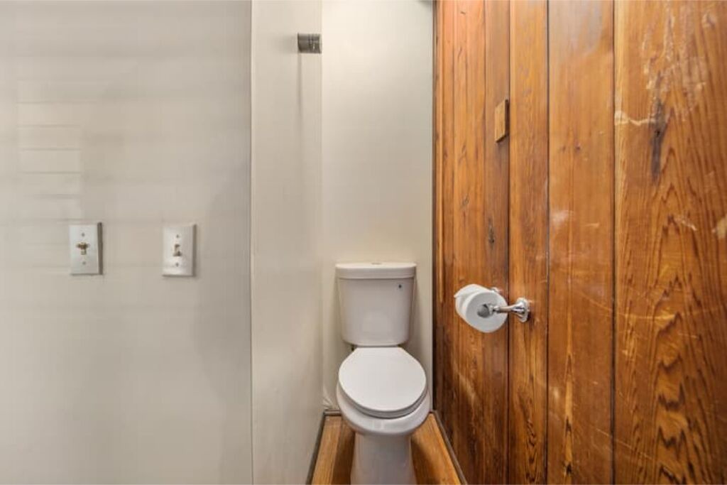 Photo of Bathroom in Edgar