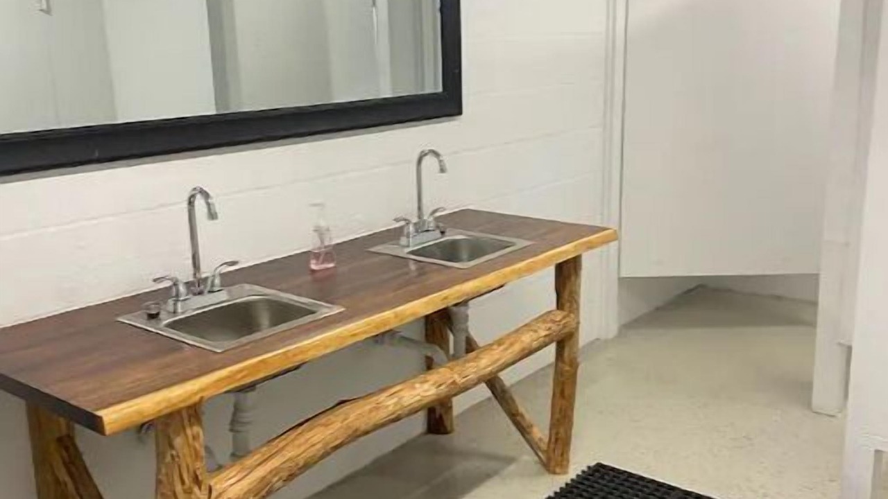 Photo of Others in Edgar