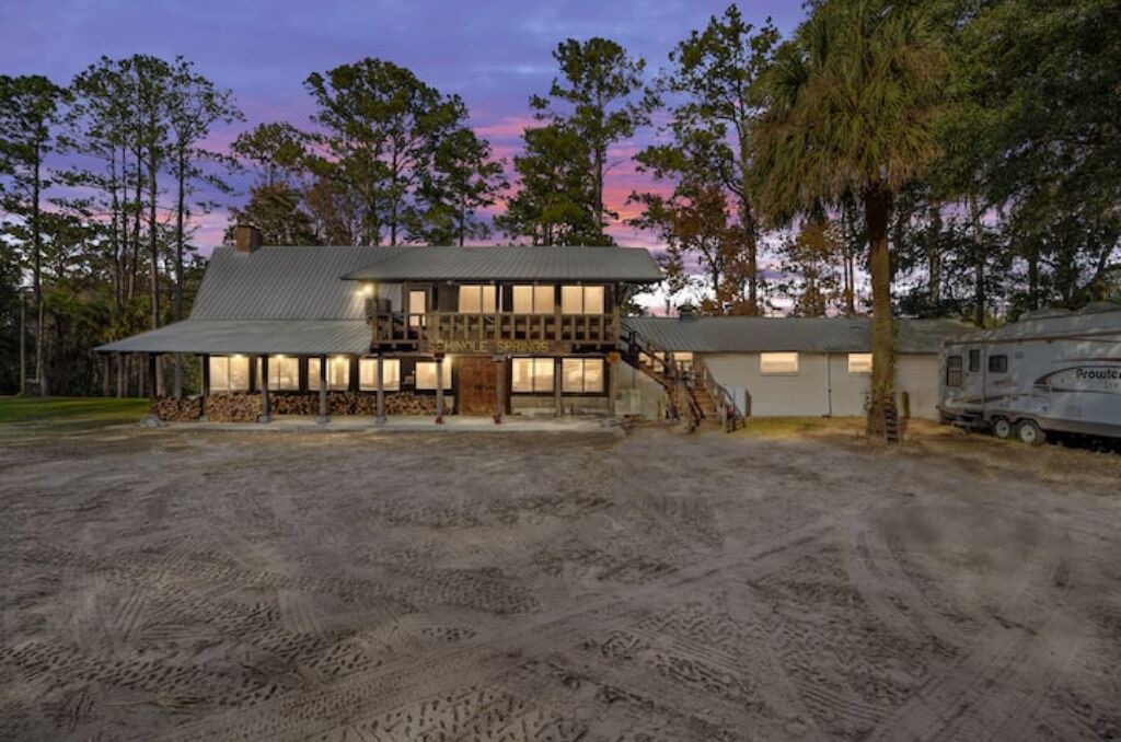 Photo of Outdoor in Edgar