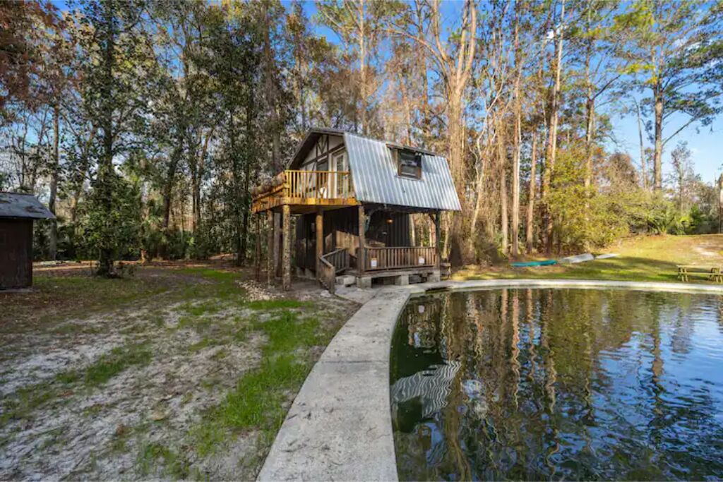 Photo of Outdoor in Edgar