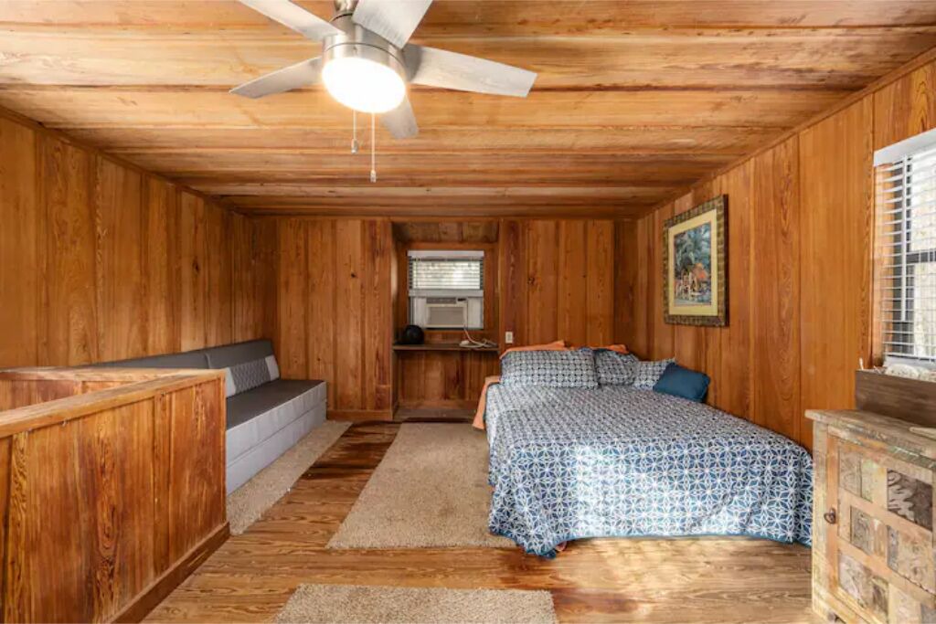 Photo of Bedroom in Edgar