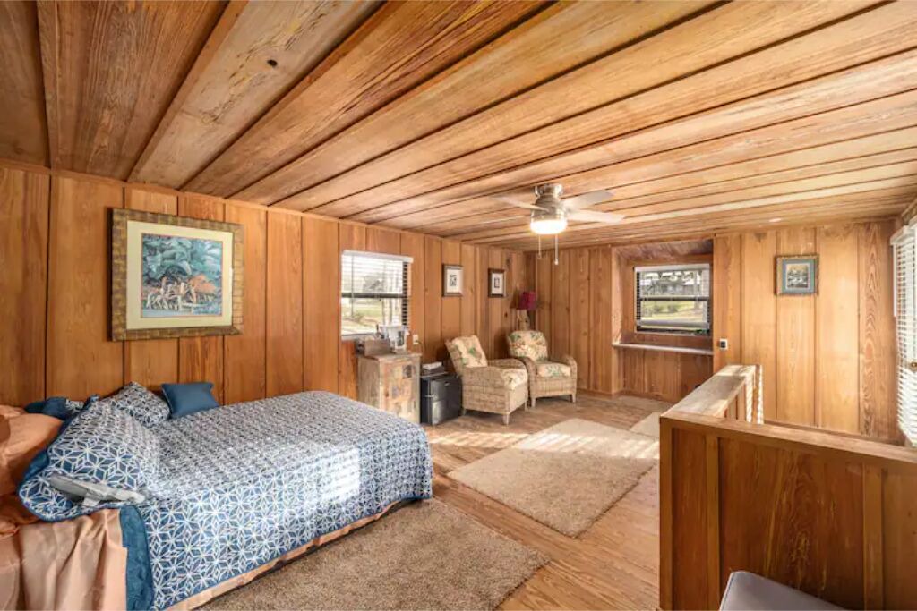 Photo of Others in Edgar