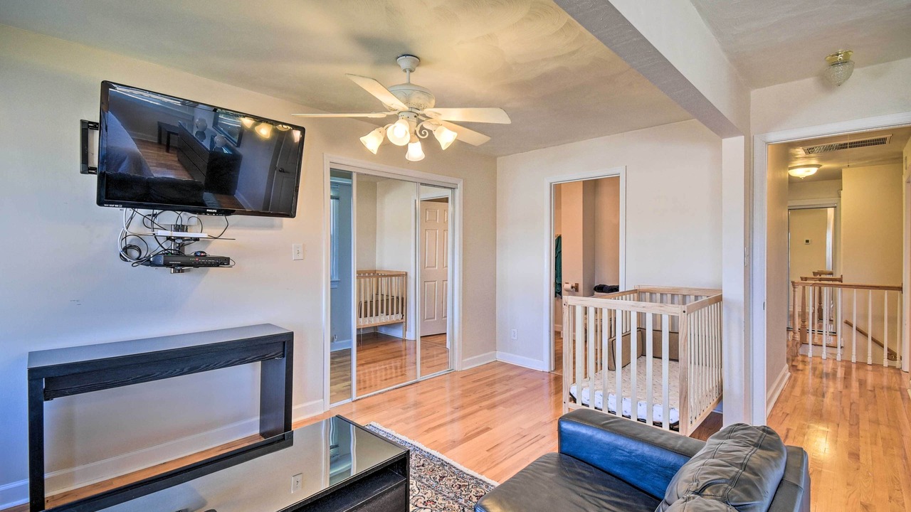 Photo of Livingroom in Western Branch North