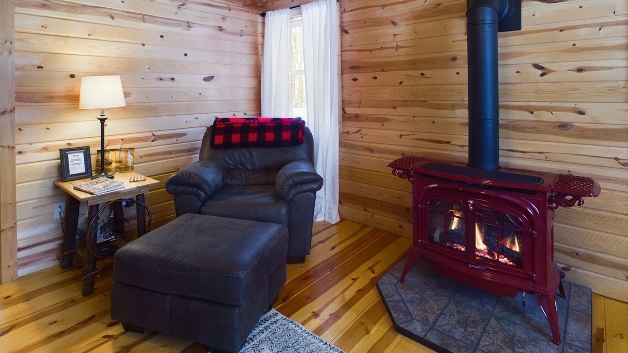 Photo of Livingroom in Munising