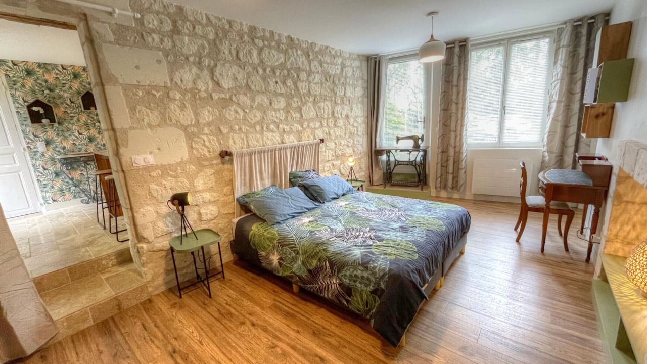 Photo of Bedroom in La Chapelle-sur-Loire