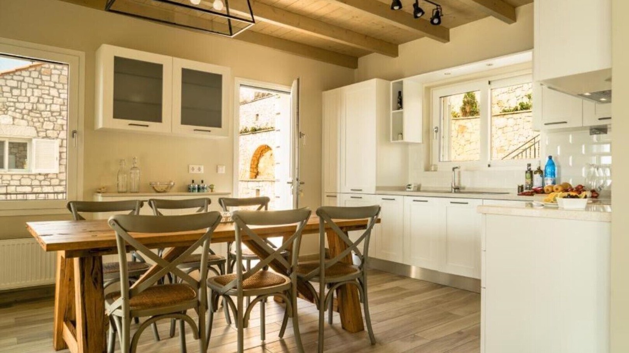 Photo of Others in Evreti