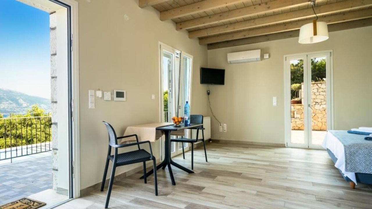 Photo of Others in Evreti