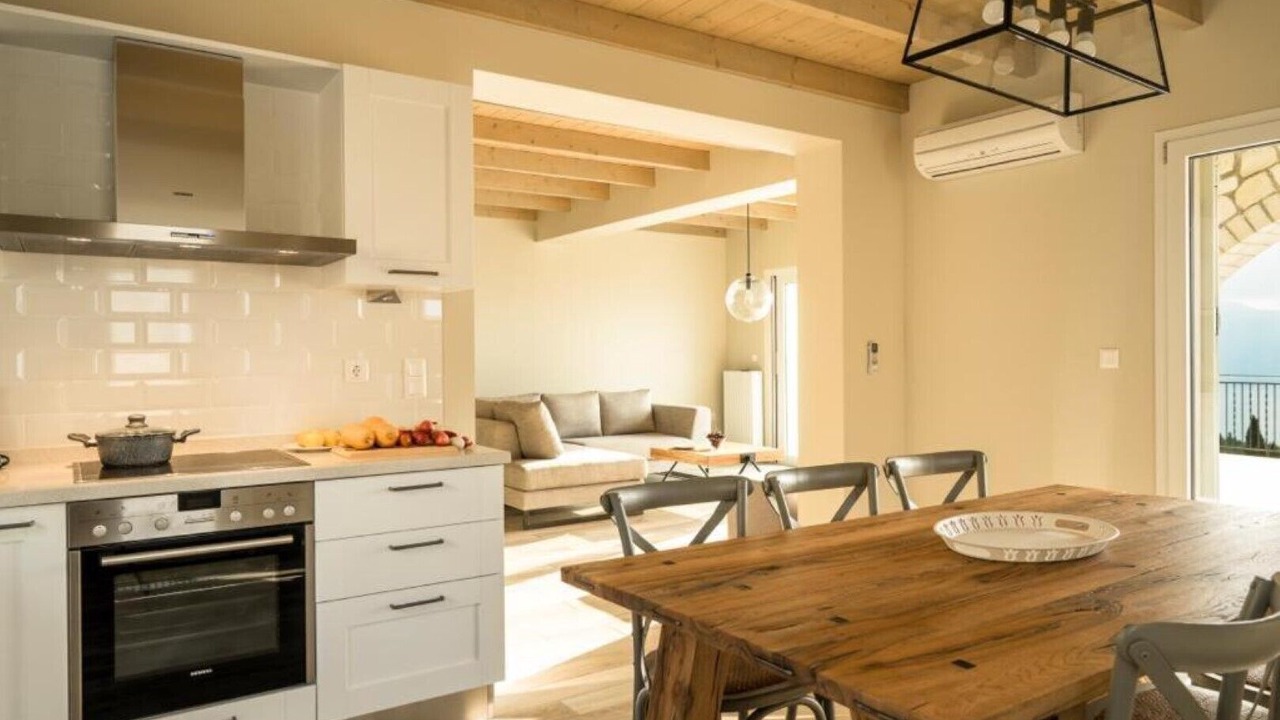 Photo of Others in Evreti