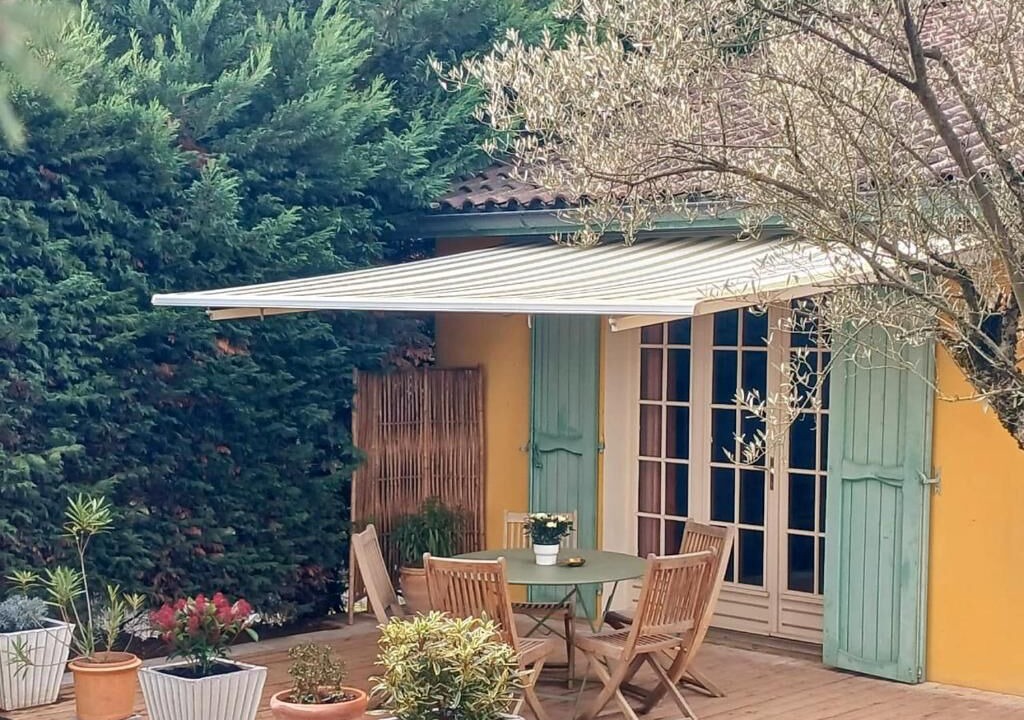 Photo of Outdoor in Charbonnieres-les-Bains