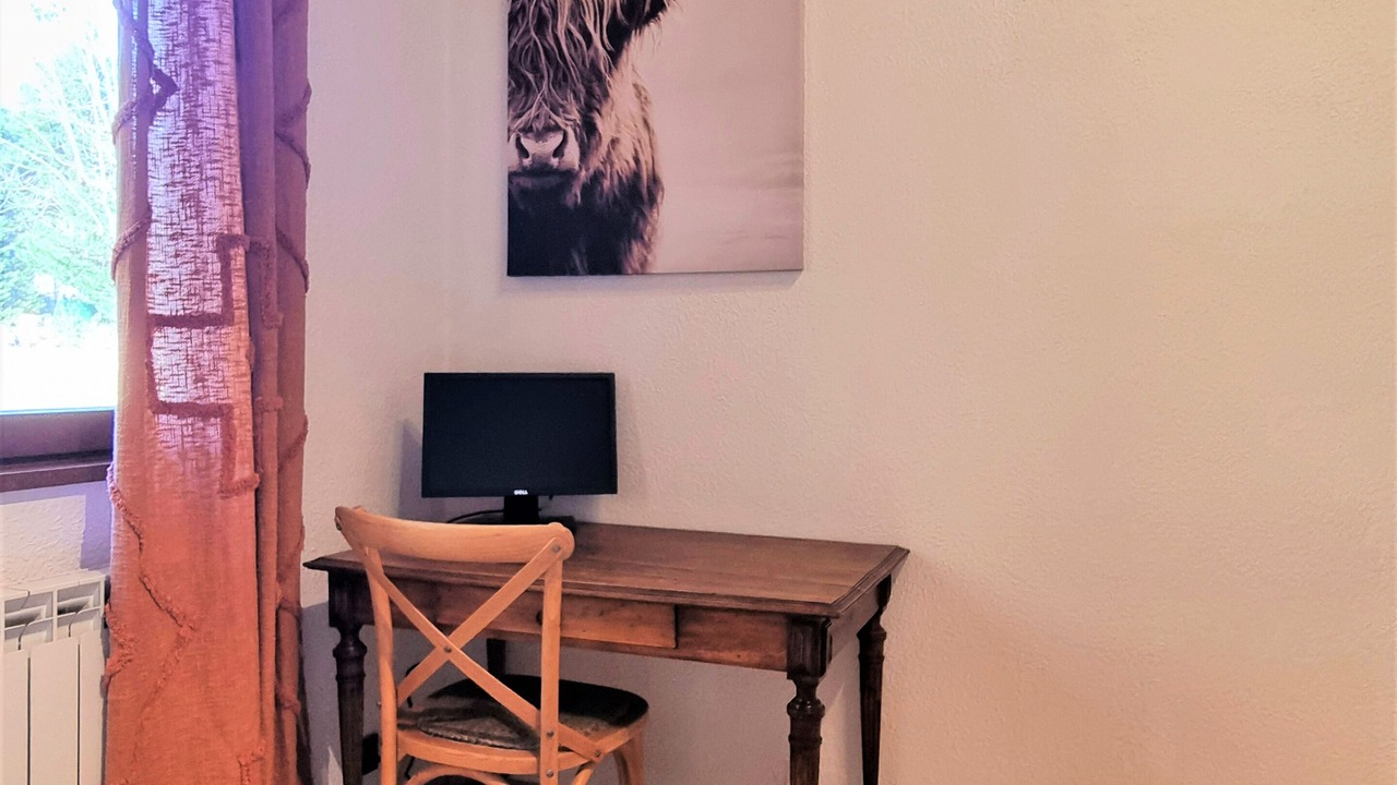 Photo of Bedroom in Charbonnieres-les-Bains