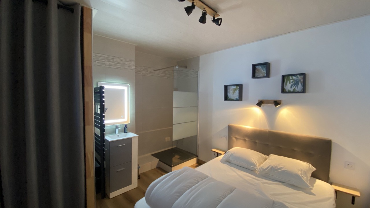 Photo of Bedroom in Montalbert