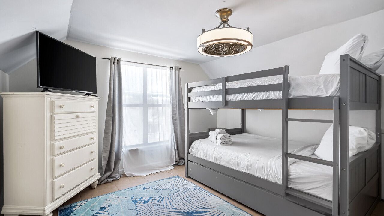 Photo of Bedroom in Crescent Beach