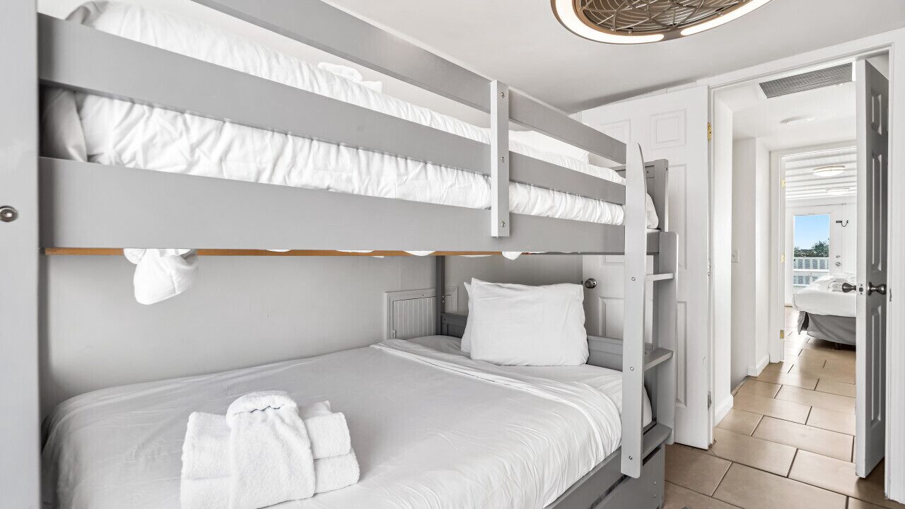 Photo of Bedroom in Crescent Beach