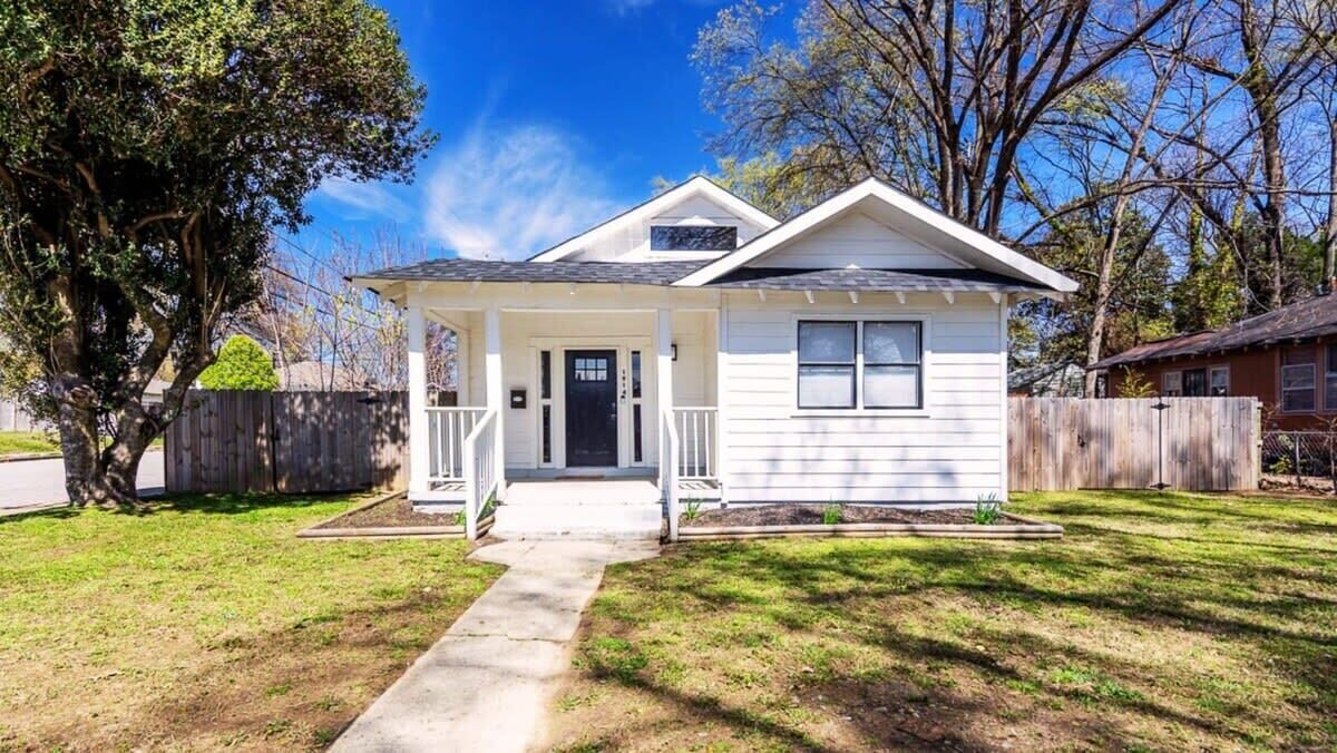 Photo of Outdoor in Cooper-Young Historic District