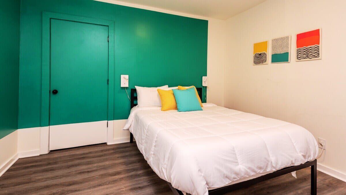 Photo of Bedroom in Cooper-Young Historic District