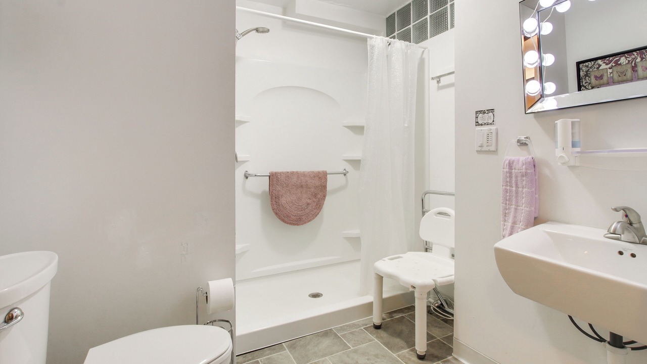 Photo of Bathroom in Neenah