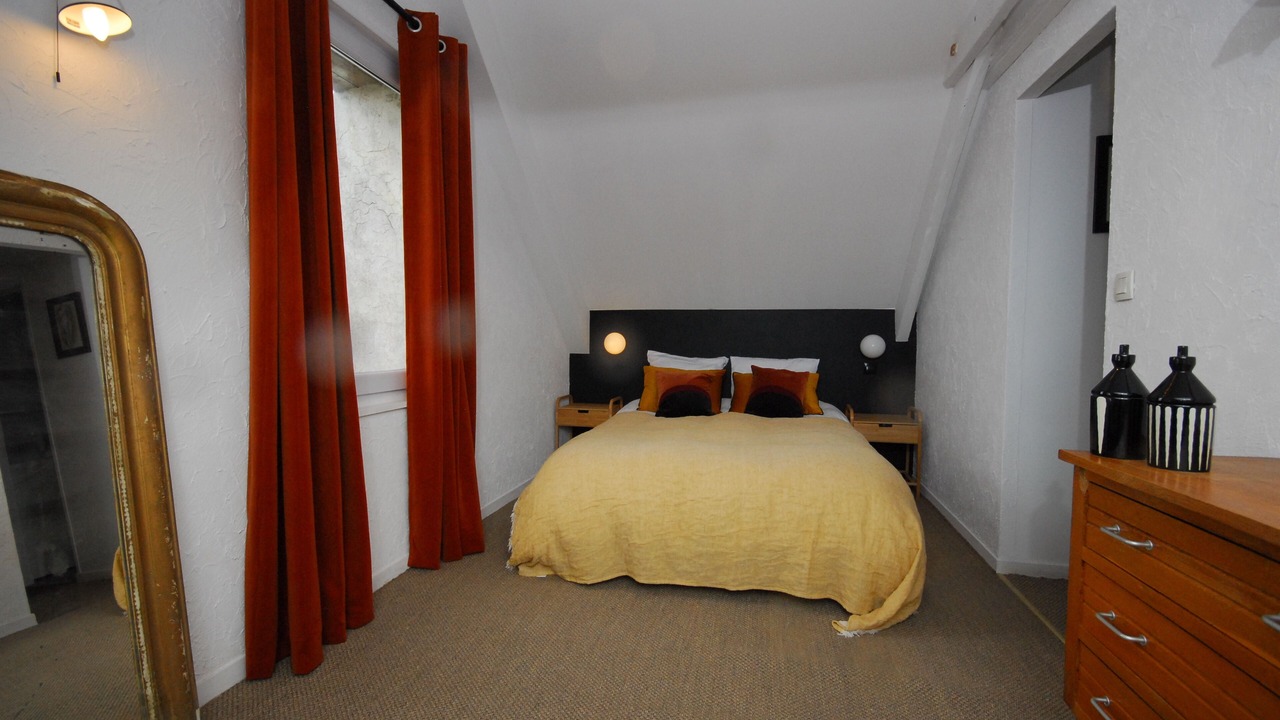 Photo of Bedroom in Regnezville-sur-Mer