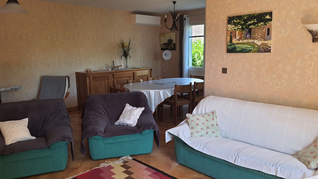 Photo of Livingroom in Nizas