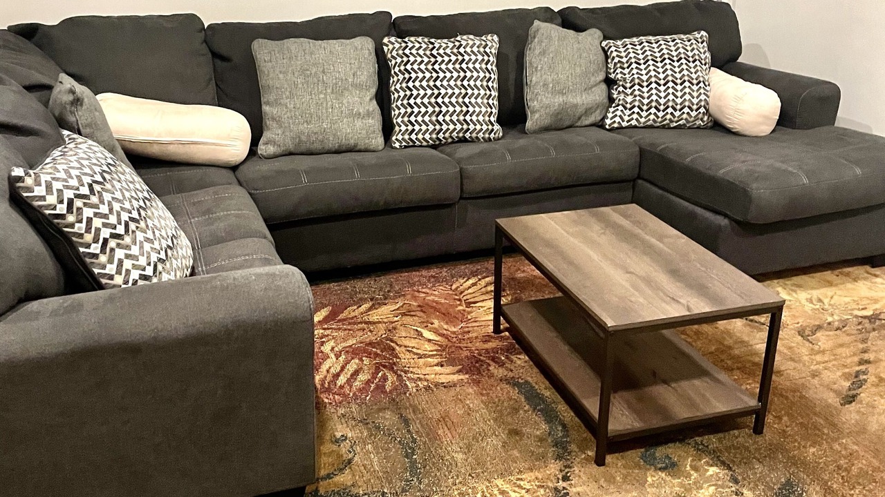 Photo of Livingroom in New Century