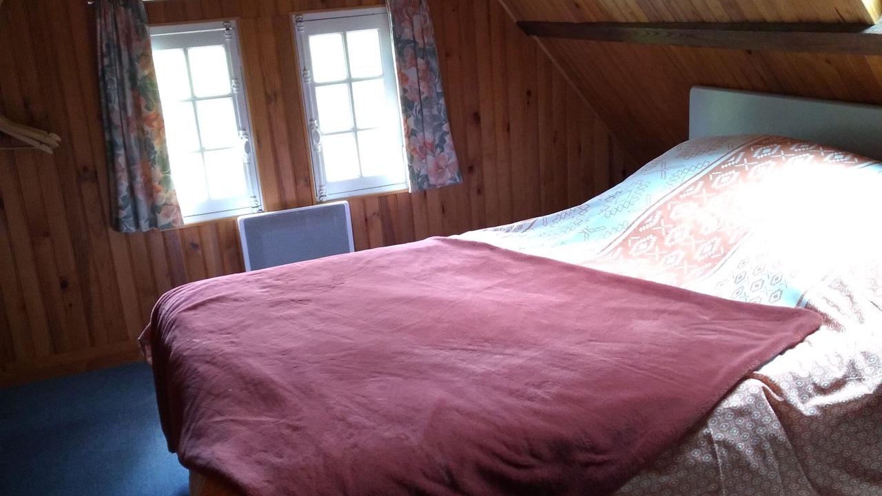 Photo of Bedroom in Manneville-la-Raoult