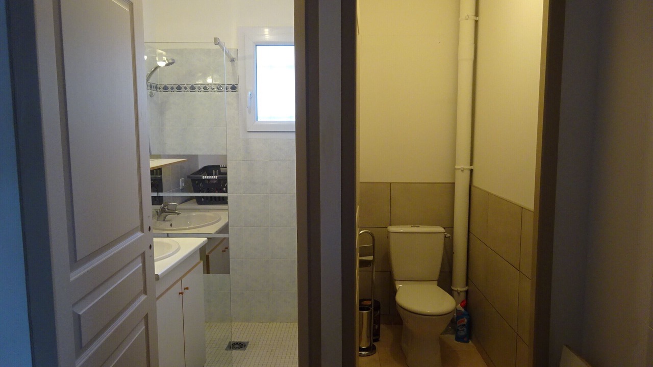 Photo of Bathroom in Villemoirieu