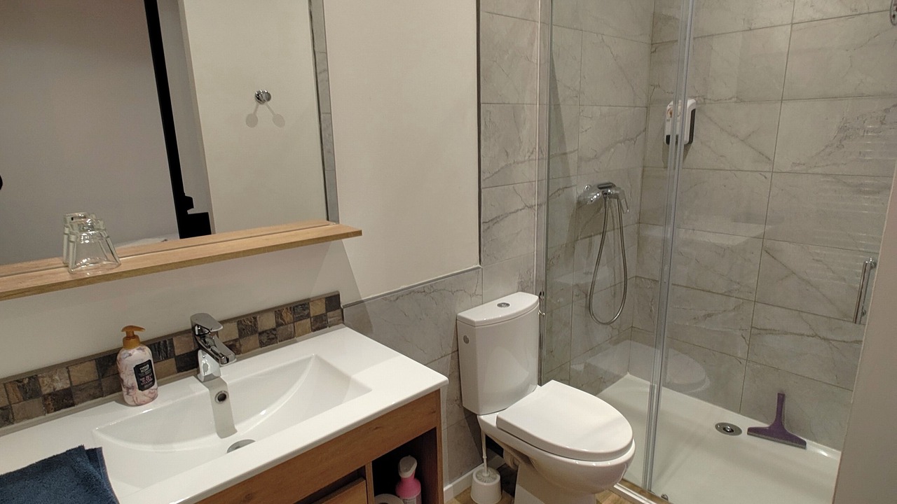 Photo of Bathroom in Villemoirieu